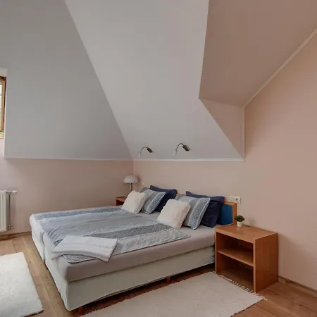 Magdalena Apartament *